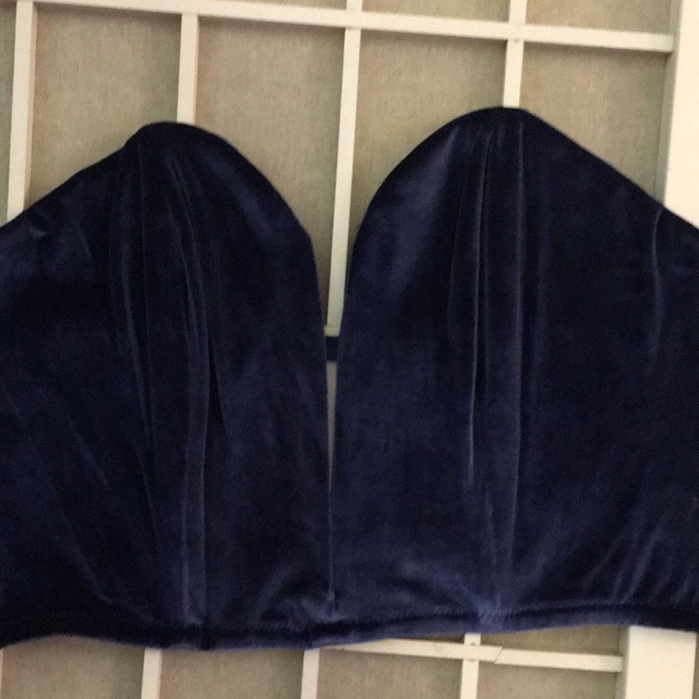 Victoria’s Secret Navy plunge lace & suede bra M
